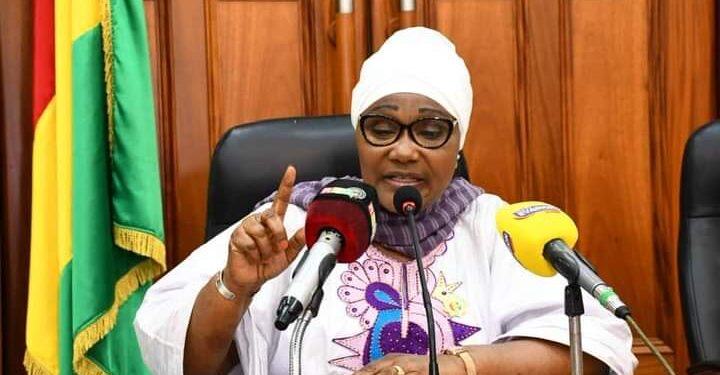 Média : « Ahmed KOUROUMA était un journaliste émérite et talentueux » dixit la première vice-présidente du CNT