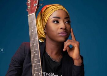 Guinée : l’artiste Queeneff donne son point de vue sur la construction d&rsquo;un palais de la culture