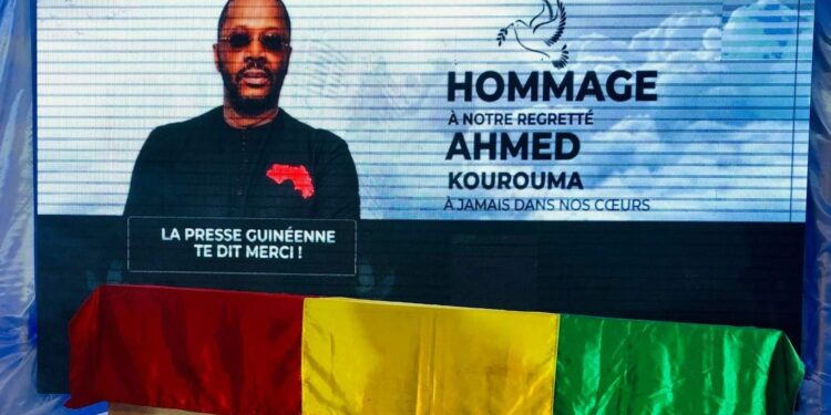 Guinée: la presse rend un vibrant hommage à Ahmed Kourouma