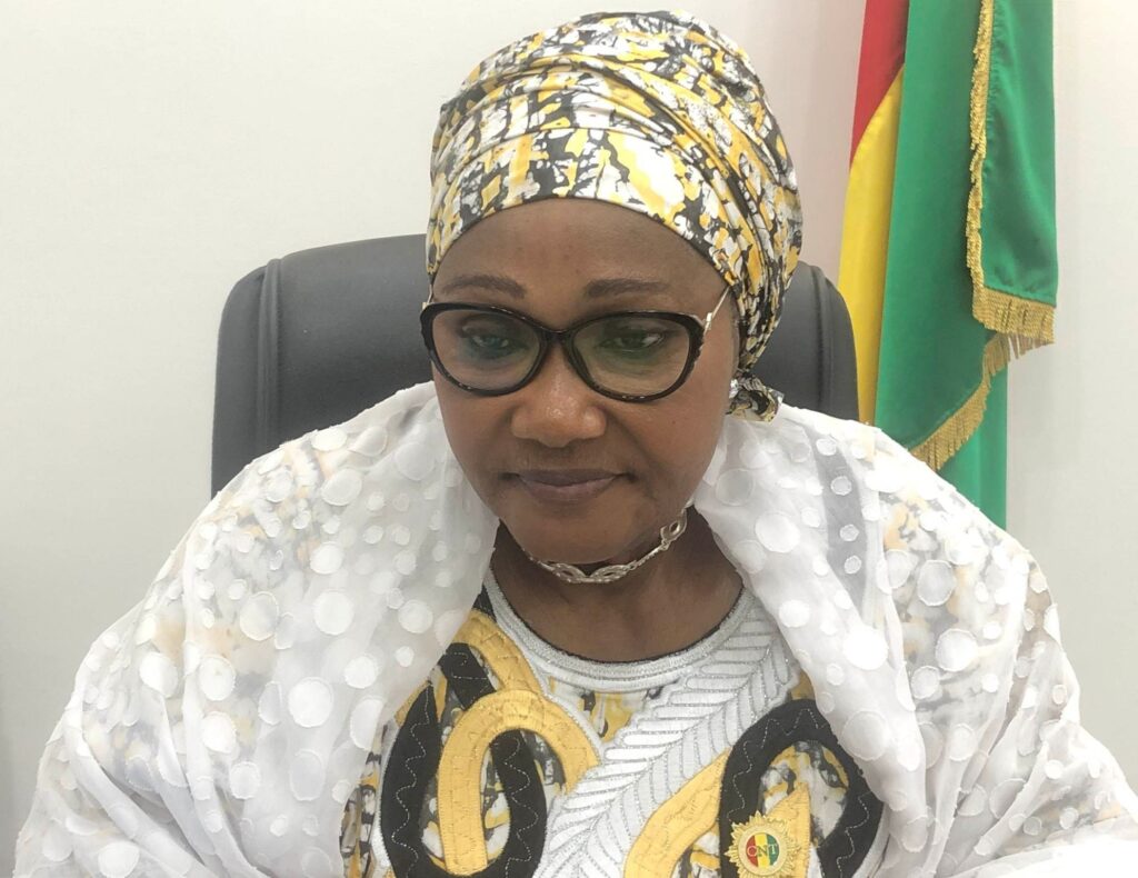 Décès de Hadja Djéné Kaba: « Je salue la mémoire d’une femme de caractère, de courage et très stoïque » (Hadja Maïmouna Yombouno)