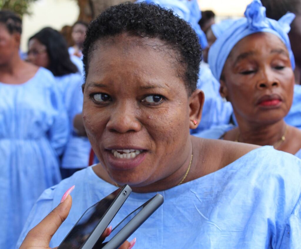 Mois de la femme: cette femme des îles de Loos invite le président de la transition à l’alphabétisation de la jeune fille