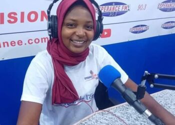 Labé/journée sans Presse : cette journaliste félicite la corporation