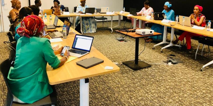 Conakry: des femmes outillées en communication digitale au service de la politique 