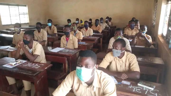 BEPC à Kankan: 2.371 filles affrontent les épreuves