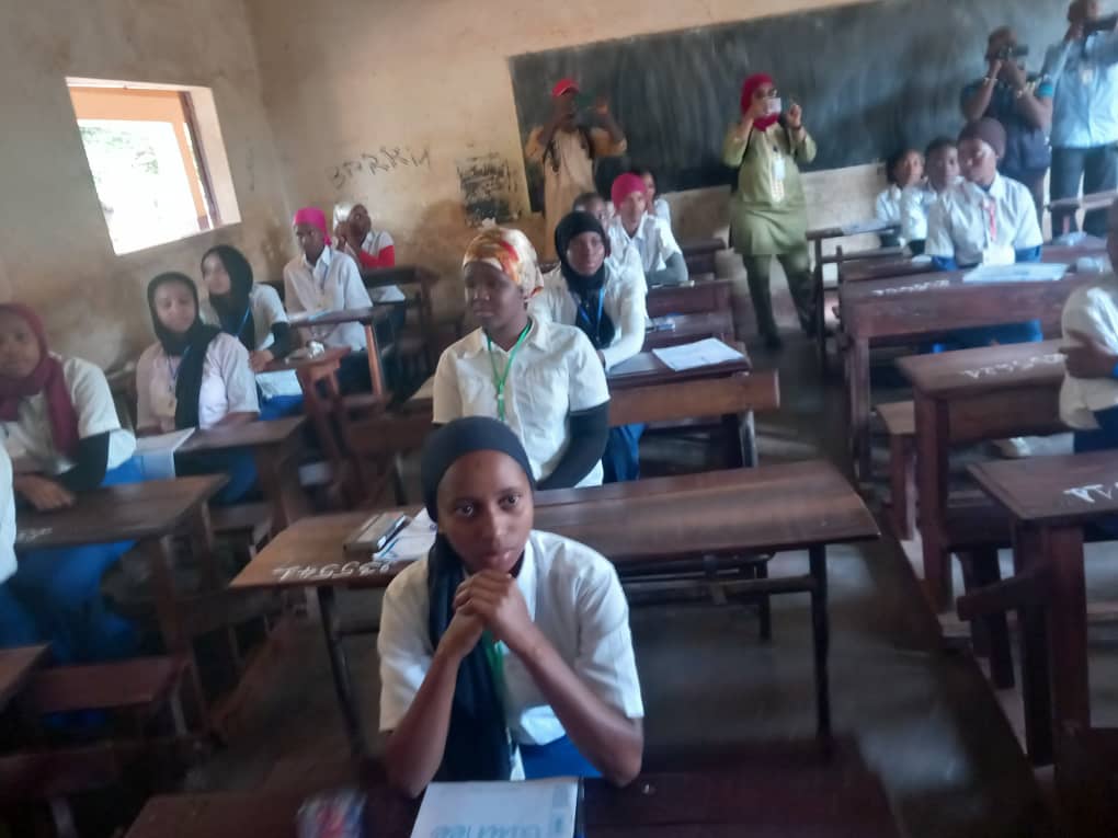 Labé : les premières épreuves du baccalauréat unique session 2023 lancées au lycée Wouro