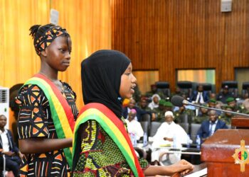 Nouvelle constitution en Guinée : le parlement des enfants propose un mandat de 8 ans non renouvelable