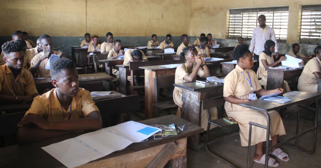 BEPC: 15.332 filles affrontent cet examen dans la commune de Matoto
