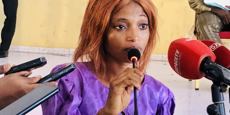 Société: Victime d&rsquo;excision, cette jeune femme ressent des séquelles