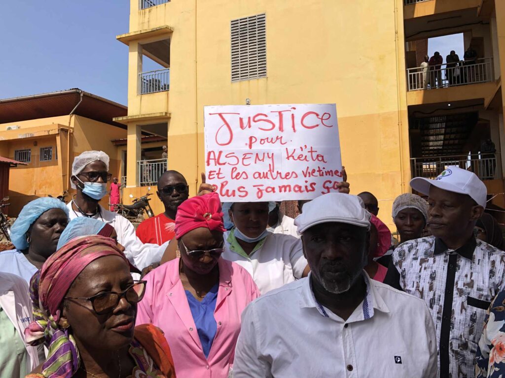 Assassinat d’un infirmier dans l’ambulance: la fédération syndicale des professionnels de la santé appelle à une assemblée générale