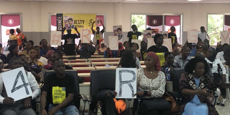 16 jours d&rsquo;activisme: Amnesty international Guinée lance une campagne sur le harcèlement en milieu universitaire 