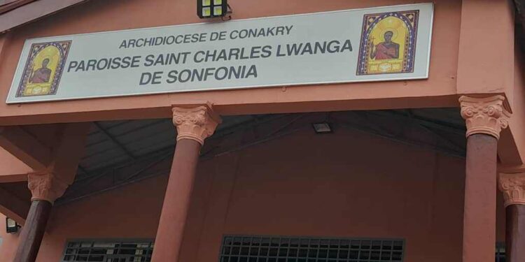 Mort d’une petite fille dans une des toilettes d&rsquo;une église: voici ce que révèle l’autopsie du médecin