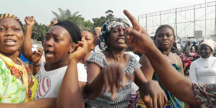 Kaloum: des femmes manifestent contre la gouverneure de la ville de Conakry
