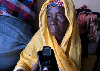 Conakry: une veille femme âgée de 70 expulsée de sa maison