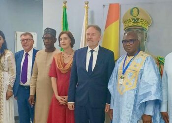 Coopération : le Directeur pour l’Afrique Subsaharienne et le Sahel, au Ministère Fédéral des Affaires étrangères de l’Allemagne fait une visite de terrain à Conakry (communiqué)