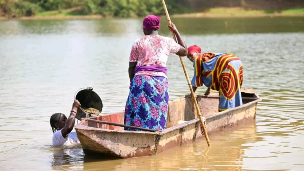 Kankan : au cœur du fleuve Milo, des femmes face à la dégradation d’un cours d’eau vital