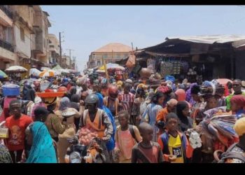 Labé : forte affluence au marché central à l’approche de l’Aïd el-Fitr