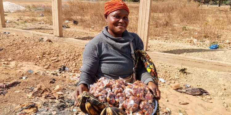 Labé : À la rencontre de Sény Bamba, figure de proue du petit commerce