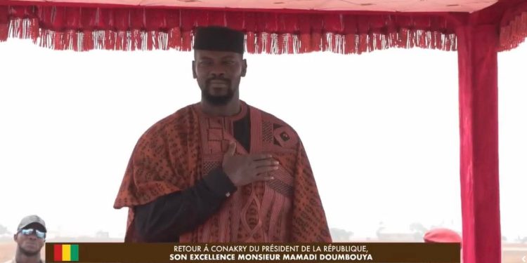 Guinée : Le Chef de l&rsquo;État, le Général Mamadi Doumbouya, regagne Conakry