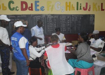 Élections en Guinée : Fin du vote, le marathon du dépouillement a commencé