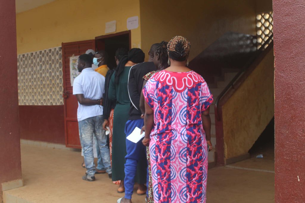 Élections du 31 mai : Entre retards techniques à Nongo et sérénité à Lambanyi