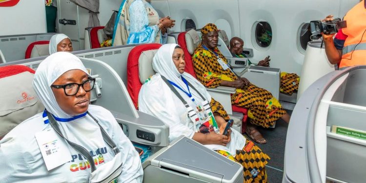 Hadj 2026 : Panne technique en plein vol, le 21e convoi des pèlerins guinéens atterrit d’urgence à Bamako