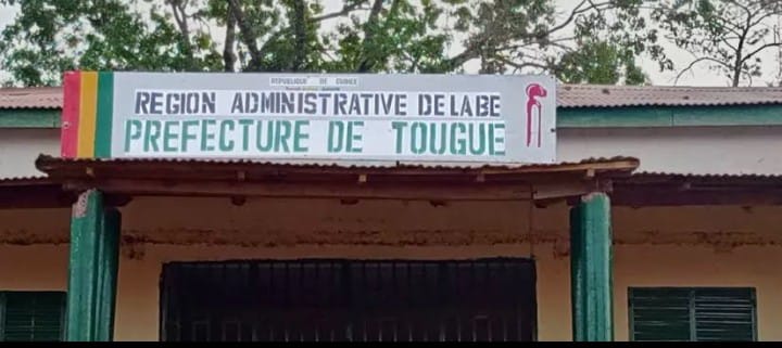 Tougué : un jeune diplômé poignardé à mort pendant son sommeil, son épouse interpellée
